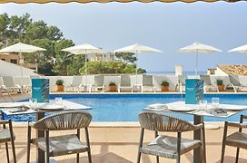 Universal Aparthotel Don Camilo