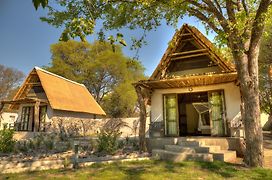 Thamalakane River Lodge