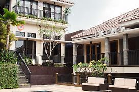 Kuldesak Villas Bandung