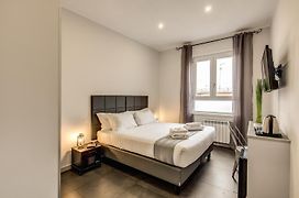 Floor 6 Boutique Rooms By Dot Suites