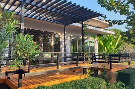 Baan Suan Hill Resort