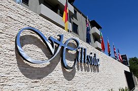 Hillside Executive Accommodation