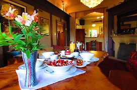 Shady Rest Bed & Breakfast