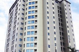 Hotel La Falaise Bonapriso