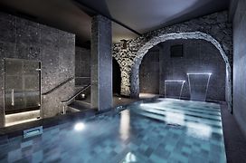 Petit Hotel Confidentiel