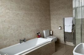 The Inglewood Hotel *Adults Only*