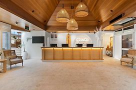 Breakfree Aanuka Beach Resort