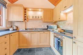 Tilford Woods Lodge Retreat