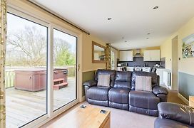 Pickering Lodges