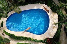 Outsite Santa Teresa Playa