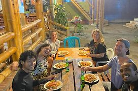 Onda Hostel Mompiche