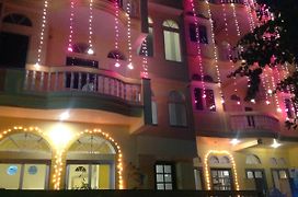 Seventh Heaven Inn Rishikesh