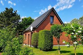 Häuschen im Grünen