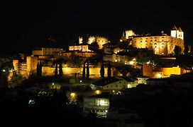 Apartamento Turístico. AZAHAR. Cáceres.