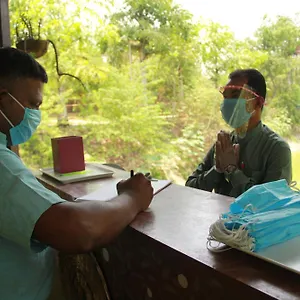 Tathastu-Pench-Hotel-Khawasa-People