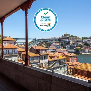 Hotel Carris Porto Ribeira Skyline photo