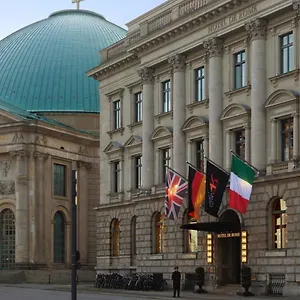 Rocco Forte Hotel De Rome Nearby photo