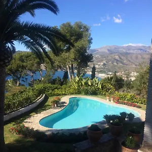 Villaquinta Swimming Pool photo