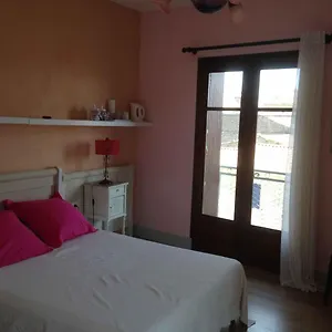 Chambre-Du-Charron-Azillanet-Beds