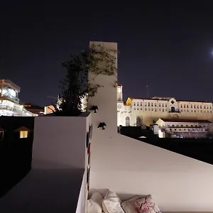 Augusta Boutique House Exterior photo