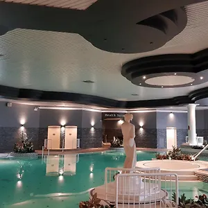 Rochestown Park Hotel & Leisure Centre Interior photo