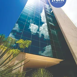 Front-Comfort-Teofilo-Otoni-Swimming-Pool