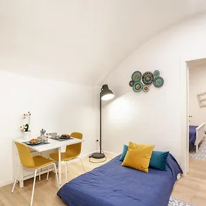 La-Casetta-Lovely-Apartment-In-Bari-Vecchia-Room