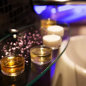 Suitesistina For Brave Lovers Fast Food photo