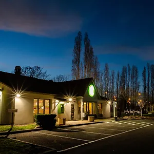 Campanile-Agen-Hotel-Exterior