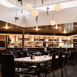 Barwon-Heads-Hotel-Restaurant