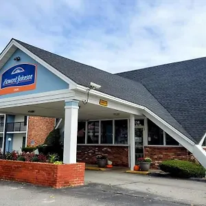 Howard-Johnson-By-Wyndham-Bangor-Exterior