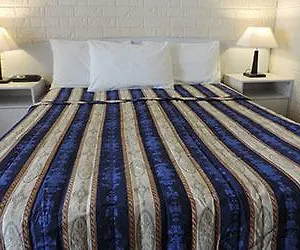 Bondi-Motel-Moree-Beds