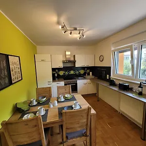 Ferienwohnung-Jaeger-Moerlenbach-Fast-Food