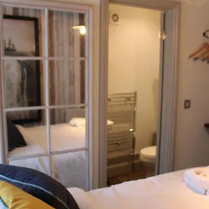 The Woodstock Arms Room photo