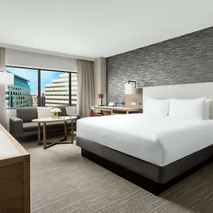 Hyatt-Regency-Bethesda-Near-Washington-D-C-Hotel-Room
