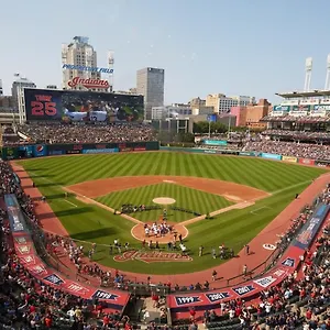 Holiday-Inn-Cleveland-South-Independence-By-Ihg-Skyline