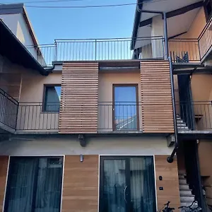 Maison-De-Cavour-Rivarolo-Canavese-Exterior