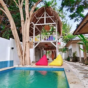 Panda-Home-Gili-Trawangan-Exterior