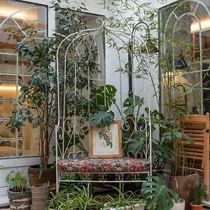 4-Bears-Sharehome-Madrid-Exterior