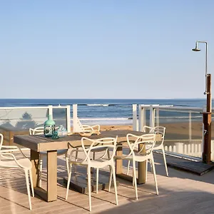 Blue-Inn-On-The-Beach-Newburyport-Exterior