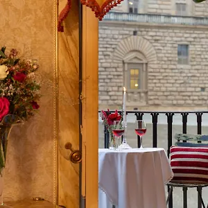 Piazza Pitti Palace - Residenza D'Epoca Exterior photo