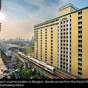 Nasa-Bangkok-Airport-Rail-Link-Ramkhamhang-Skyline