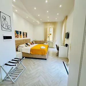 Flo-Hotel-Naples-Facilities