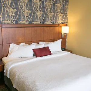 Courtyard-Fargo-Moorhead-Mn-Hotel-Exterior