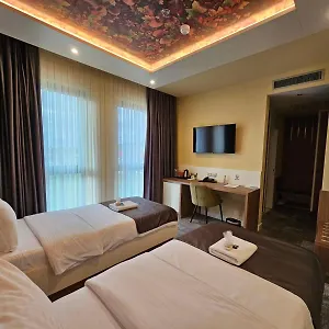 Hotel-Etna-Gracanica-Room
