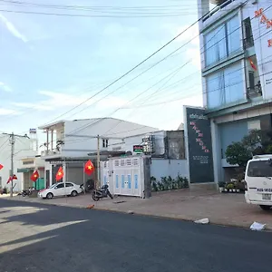 Manh-Hung-Hotel-Buon-Ma-Thuot-Exterior