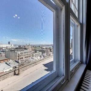 North-House-Hotel-Automatise-Manoir-Des-Remparts-Quebec-City-Exterior