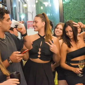 Tequila Sunrise Hostel Surfers Paradise People photo