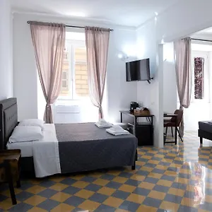 Vatican-23-Museum-Suites-Rome-Room