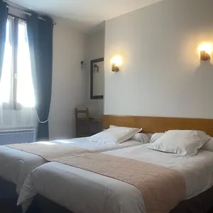 Hotel-Alienor-Brantome-Room